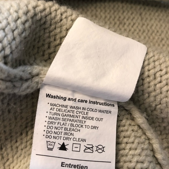 Cream Zip Sweater - Picture 4 of 4